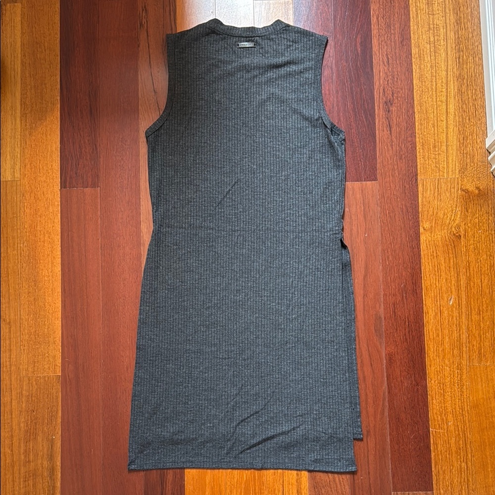 Betsey Johnson | Grey Sleeveless Tunic Top with Side Slits | Size XS - Picture 4 of 5